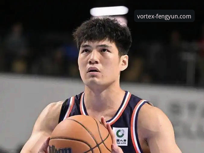 CBA状元陈国豪“回避条款”深度评测：从风云体育平台看交易规则如何影响卡位战
